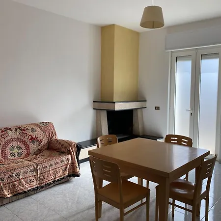 شقة Orsa Maggiore With Private Courtyard *
